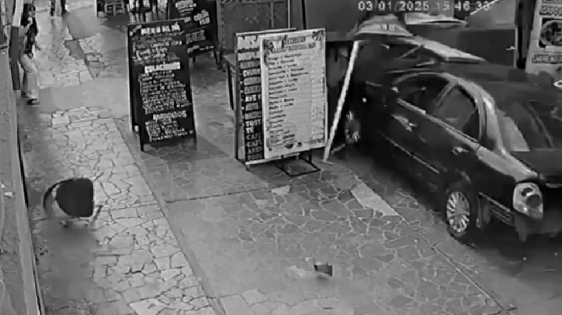 Obtienen condena de conductor ebrio que causó destrozos en calle Baquedano en Iquique Obtienen condena de conductor ebrio que causó destrozos en calle Baquedano en Iquique