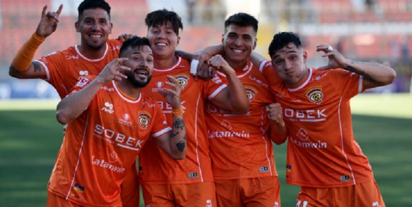 Cobreloa ganó 4-3 a Magallanes y queda a tres puntos de los líderes del ascenso Cobreloa ganó 4-3 a Magallanes y queda a tres puntos de los líderes del ascenso