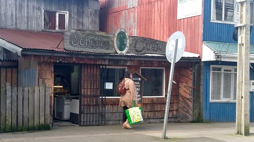 Ladrones detenidos tras atraco en local comercial de Castro