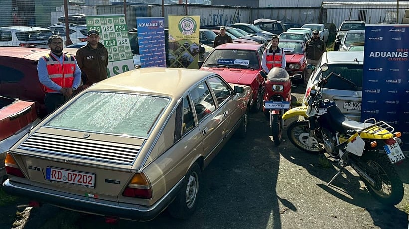 Automóviles y motos importados desde Italia decomisaron en Puerto Montt