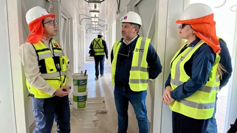 Autoridades inspeccionan obra de reposición del Complejo Aduanero de Quillagua