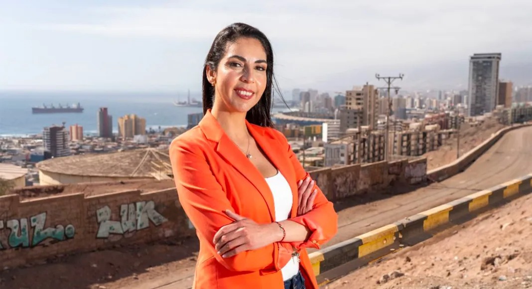 Yantiel Calderón (Dideco) pide permiso sin goce de sueldo para dedicarse a su candidatura a diputada por Antofagasta