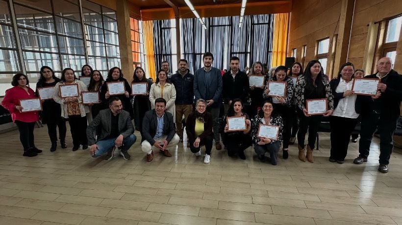 Vecinas de Maullín se certifican en cocina nacional e internacional