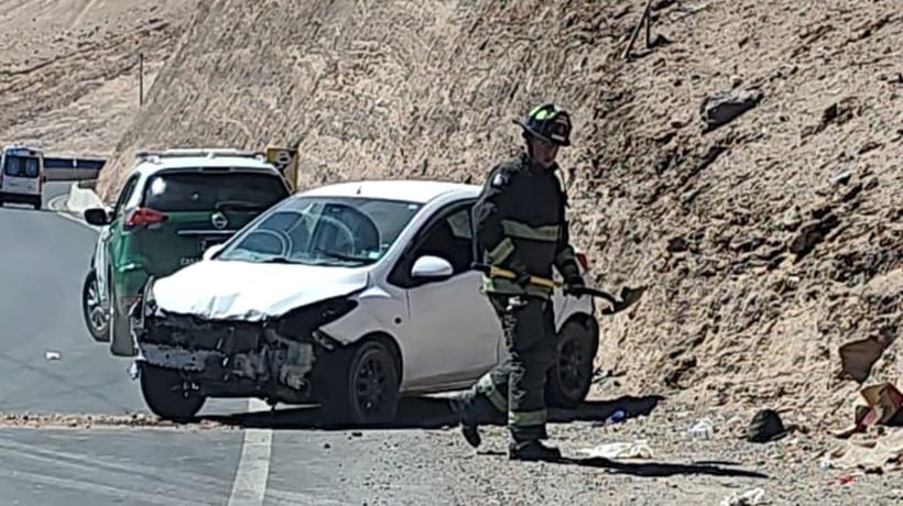 Mujer murió en accidente en la Ruta A-504 que une a Iquique con Alto Hospicio