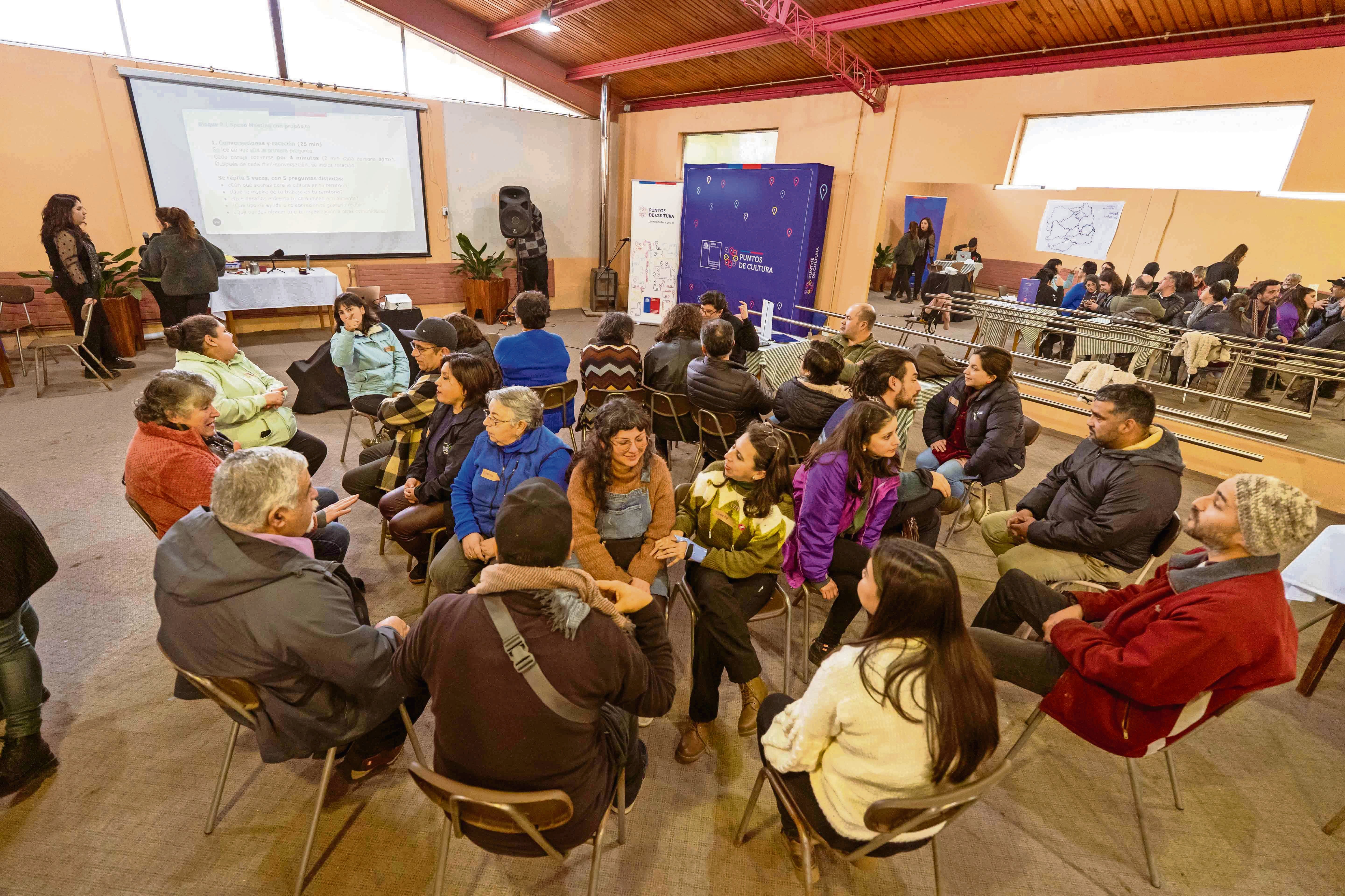 Los Ríos: Con encuentro regional refuerzan labor de Puntos de Cultura Comunitaria