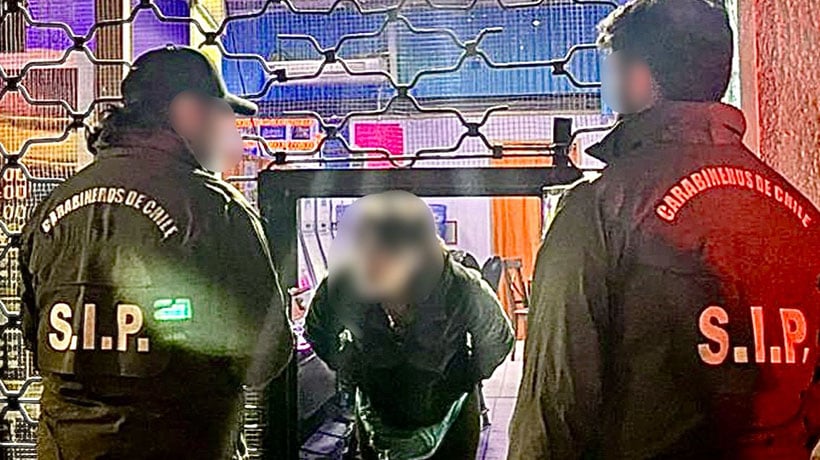 Carabineros decomisa alcohol de local de juego y detiene a un ciudadano chino en Villa Alemana