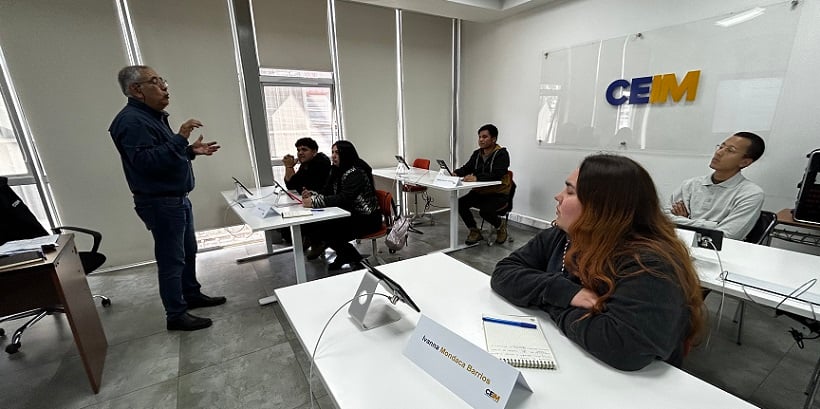 CEIM recibe a la segunda generación en su Escuela de Oficios para operadores CAEX