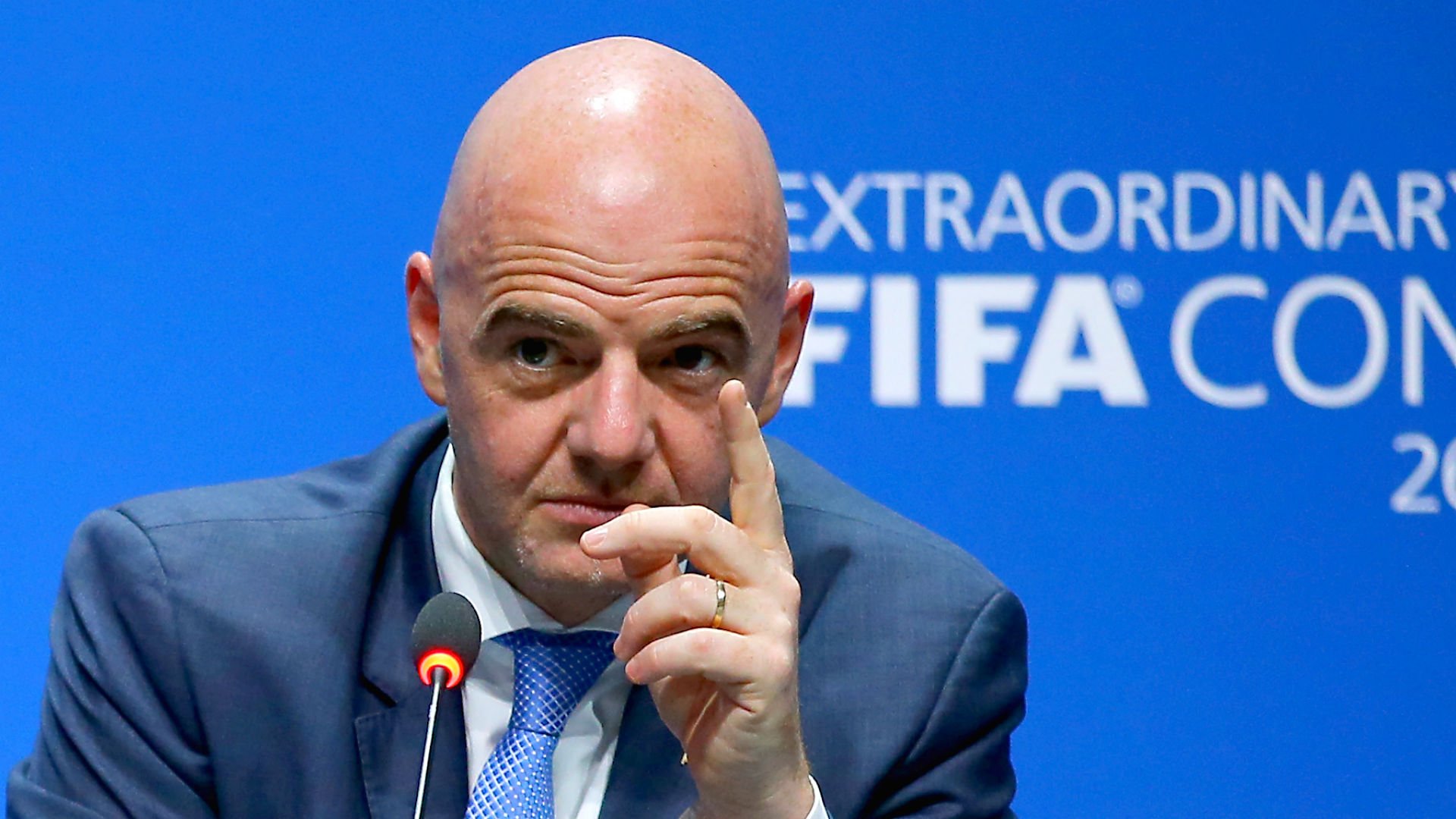 Escándalo en Sudamericana llega hasta la FIFA: Infantino condenó &quot;enérgicamente la impactante violencia&quot; vivida en Argentina
