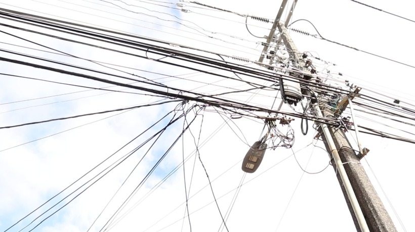 Penco lanza plan piloto piloto para el retiro masivo de cables en desuso desde la zona comercial