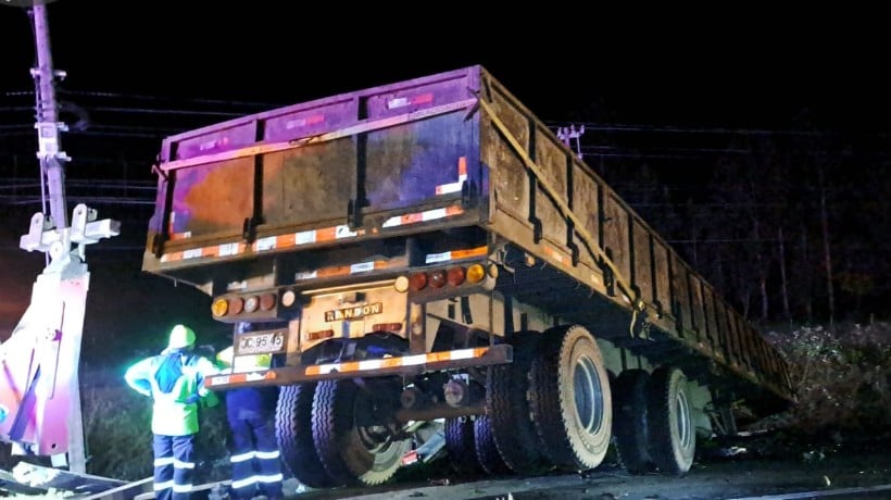 Fiscalía investiga fatal accidente entre dos camiones en Ruta 5 Sur, a la altura de San Carlos