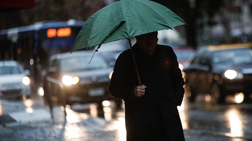 Sistema frontal dejó 40,8 mm de agua caída en Valparaíso Sistema frontal dejó 40,8 mm de agua caída en Valparaíso