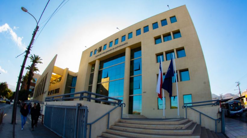 Corte de Antofagasta declara nulo despido de trabajadora migrante embarazada:ordenan pago de sueldos y cotizaciones Corte de Antofagasta declara nulo despido de trabajadora migrante embarazada:ordenan pago de sueldos y cotizaciones