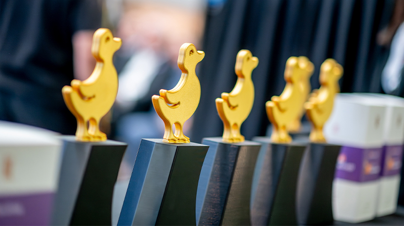Más de $100 millones en premios: BancoEstado abre inscripciones para “Premio Emprende”