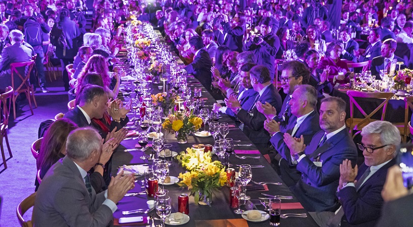 Cena de la Minería 2025: Homenaje a trabajadores fallecidos en El Teniente y desafíos para la industria del futuro Cena de la Minería 2025: Homenaje a trabajadores fallecidos en El Teniente y desafíos para la industria del futuro