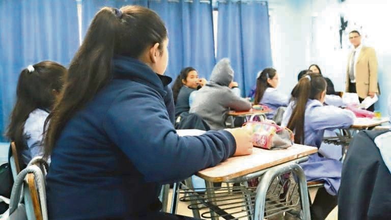 Revelan ausentismo crónico en más de 29 mil escolares de Los Ríos en el primer semestre Revelan ausentismo crónico en más de 29 mil escolares de Los Ríos en el primer semestre