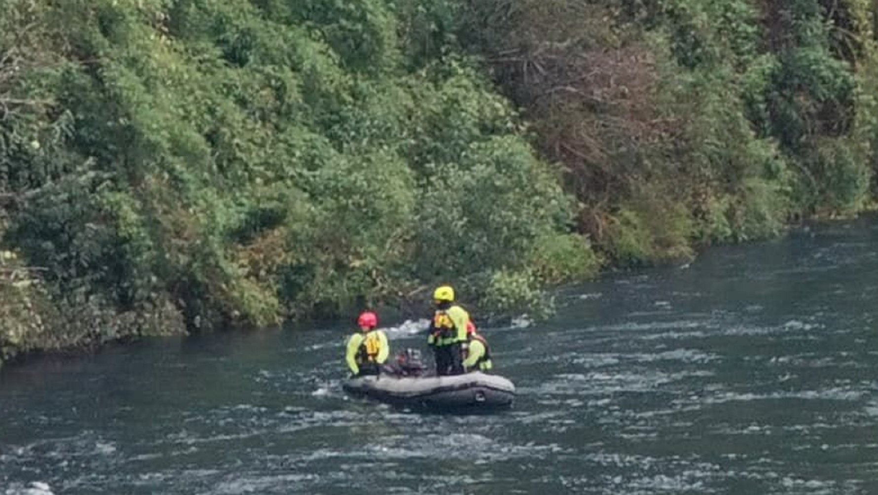Confirman hallazgo del cuerpo de hombre desaparecido en el río Pilmaiquén Confirman hallazgo del cuerpo de hombre desaparecido en el río Pilmaiquén