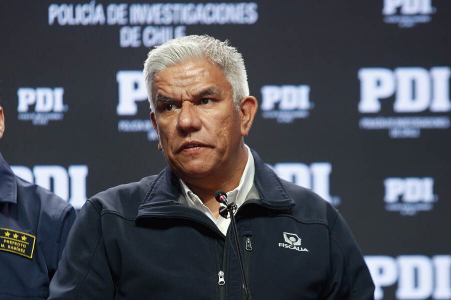 Fiscal y rol de alcalde de Curacaví en caso de ingeniero asesinado: “Vamos a ver y analizar si ha traído algún perjuicio” Fiscal y rol de alcalde de Curacaví en caso de ingeniero asesinado: “Vamos a ver y analizar si ha traído algún perjuicio”