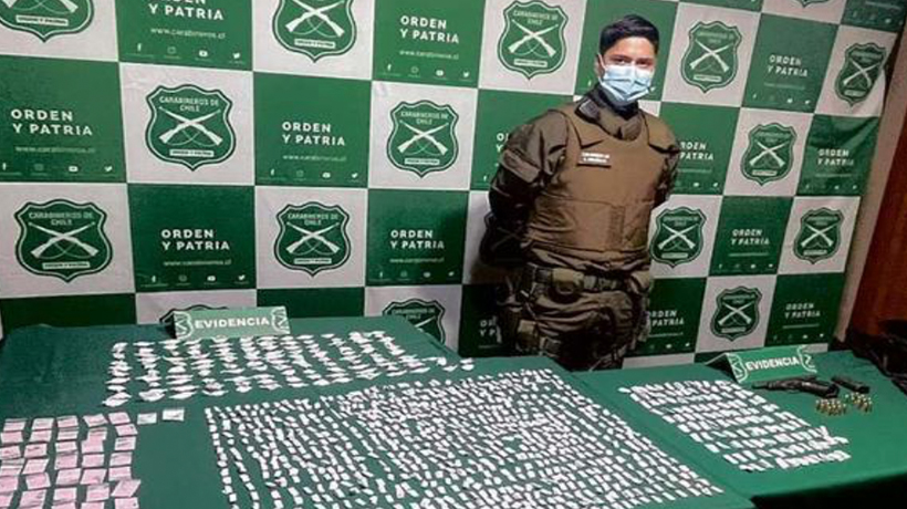 Carabineros decomisa drogas, armas y chaleco antibalas en intensos operativos Carabineros decomisa drogas, armas y chaleco antibalas en intensos operativos