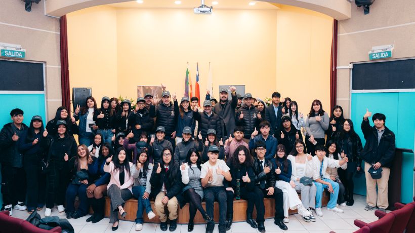 64 estudiantes con destacado rendimiento académico en Alto Hospicio comienzan preuniversitario gratuito para preparar la PAES