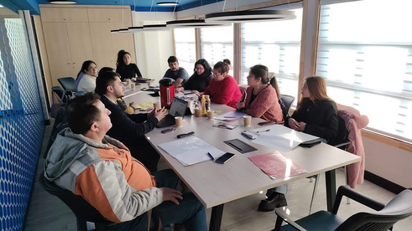 Emprendedores de Castro participan en actividad para potenciar su marca Emprendedores de Castro participan en actividad para potenciar su marca