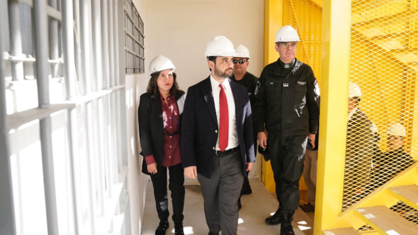 79% de avance registran las obras de recuperación del centro penitenciario femenino en Antofagasta: Se habilitarán 250 plazas