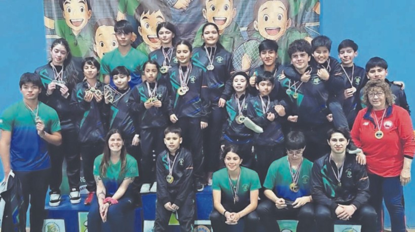 Antofagastinos brillaron en nacional infantil de bádminton Antofagastinos brillaron en nacional infantil de bádminton