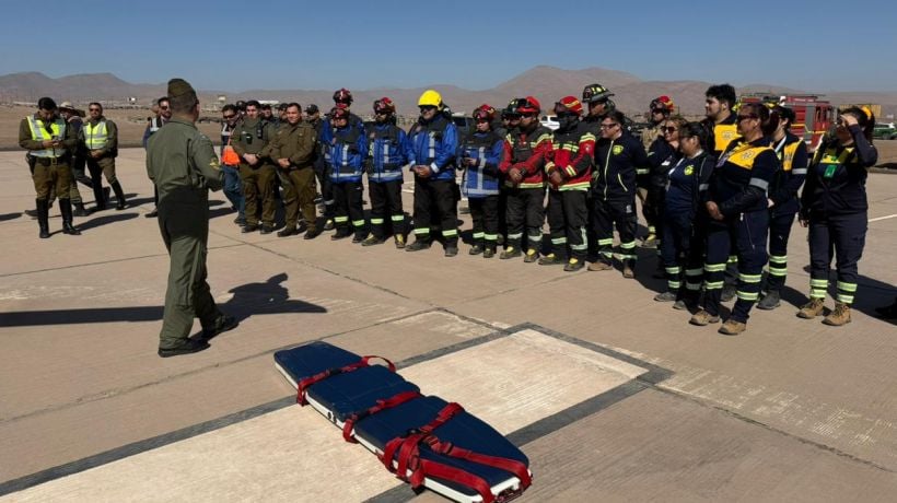 Realizan simulacro aeromédico con instituciones vinculadas a emergencias en Tarapacá Realizan simulacro aeromédico con instituciones vinculadas a emergencias en Tarapacá