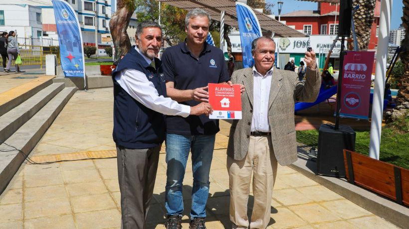 Municipio presenta programa de alarmas comunitarias en puntos estratégicos del centro de Antofagasta Municipio presenta programa de alarmas comunitarias en puntos estratégicos del centro de Antofagasta