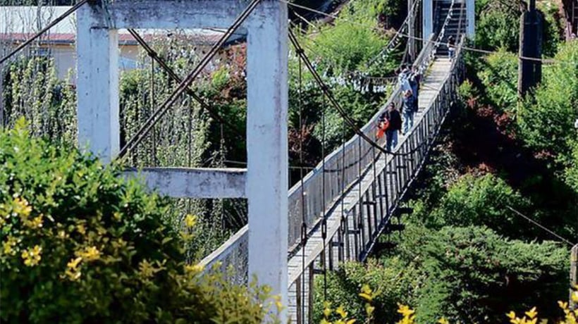 Municipalidad buscará reparar el puente colgante del cerro Alegre Municipalidad buscará reparar el puente colgante del cerro Alegre