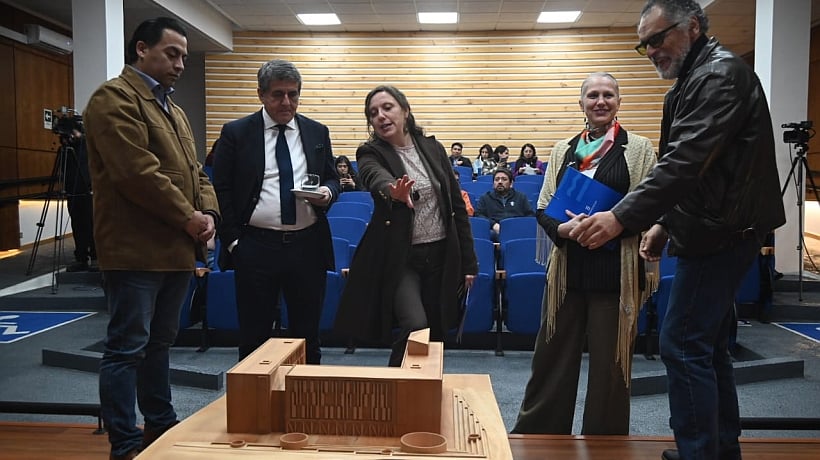 Firmaron convenio para construir el nuevo campus de la ULagos en Puerto Montt Firmaron convenio para construir el nuevo campus de la ULagos en Puerto Montt