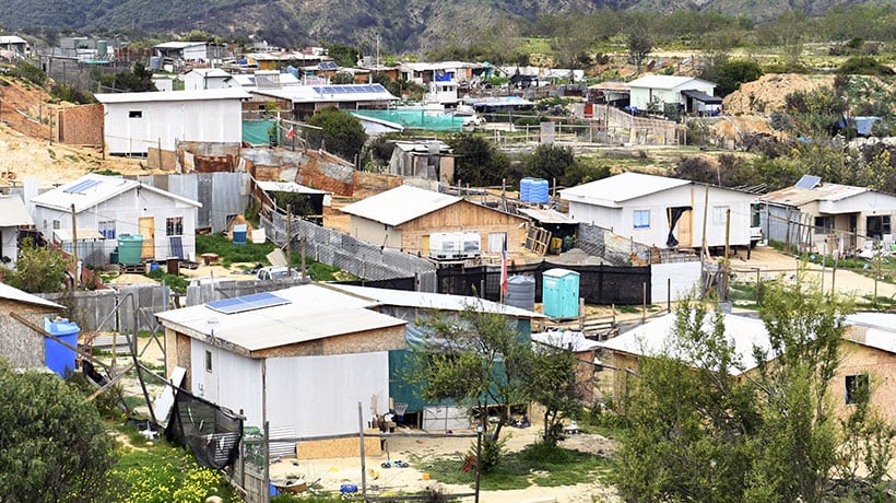 Minvu estima que en septiembre se podría realizar la demolición de toma de terreno de la familia Correa Minvu estima que en septiembre se podría realizar la demolición de toma de terreno de la familia Correa