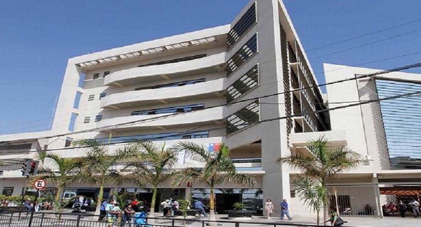 Peligroso reo se fugó del Hospital de Arica, pero fue capturado: robó mochila con arma Peligroso reo se fugó del Hospital de Arica, pero fue capturado: robó mochila con arma