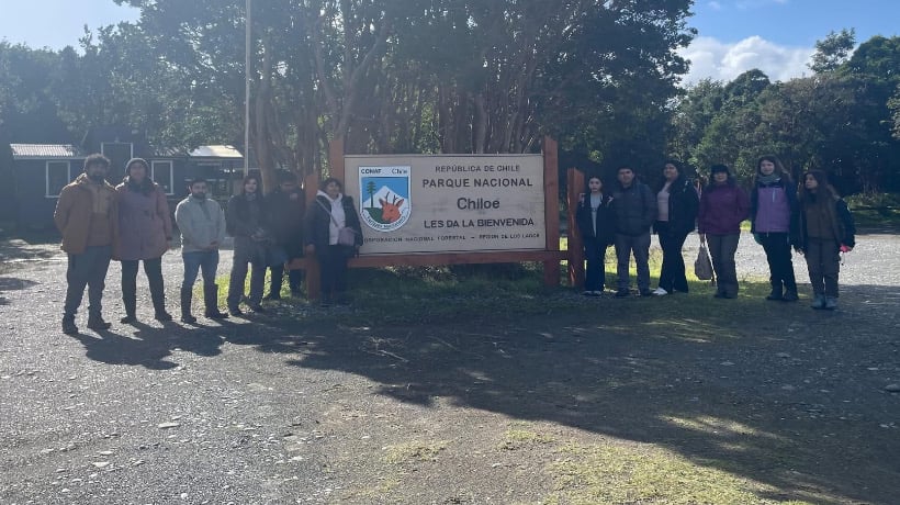 Celebran aniversario de Chonchi con jornada de turismo y baños de bosque en el Parque Nacional de Chiloé Celebran aniversario de Chonchi con jornada de turismo y baños de bosque en el Parque Nacional de Chiloé