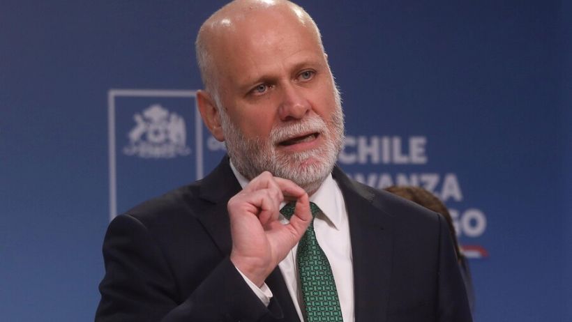 Ministro del Interior negó "intervencionismo" tras criticas a propuesta previsional de Kast Ministro del Interior negó "intervencionismo" tras criticas a propuesta previsional de Kast