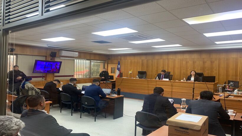Comenzó juicio oral de acusado de homicidio de detective de la PDI durante operativo en Temucuicui en 2021 Comenzó juicio oral de acusado de homicidio de detective de la PDI durante operativo en Temucuicui en 2021