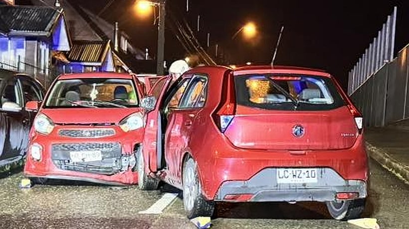 Colisión frontal en Puerto Montt dejó lesionado a conductor ebrio Colisión frontal en Puerto Montt dejó lesionado a conductor ebrio