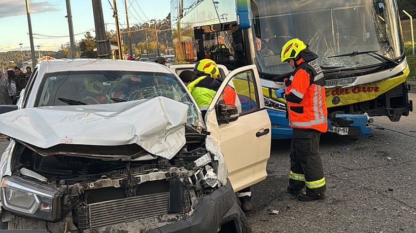 Chofer causó siniestro vial que dejó tres heridos en Ancud Chofer causó siniestro vial que dejó tres heridos en Ancud