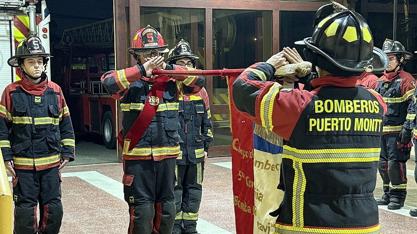 Quinta Compañía de Bomberos de Puerto Montt celebró sus 137 años con anuncio de una nueva escala mecánica Quinta Compañía de Bomberos de Puerto Montt celebró sus 137 años con anuncio de una nueva escala mecánica
