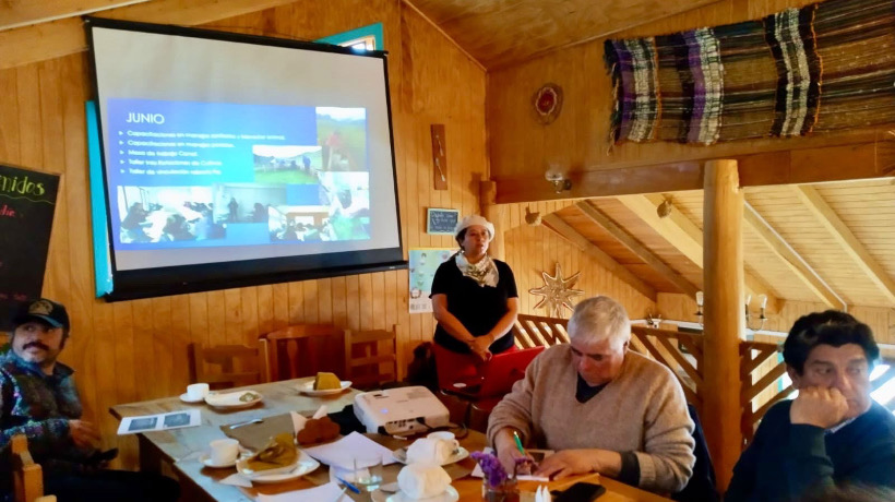 En Cucao se realizó la reunión de la Mesa Intermedia para analizar avances y proyectos en desarrollo En Cucao se realizó la reunión de la Mesa Intermedia para analizar avances y proyectos en desarrollo