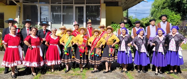 Soñadores del Sur agenda gala para adultos mayores en Panguipulli Soñadores del Sur agenda gala para adultos mayores en Panguipulli
