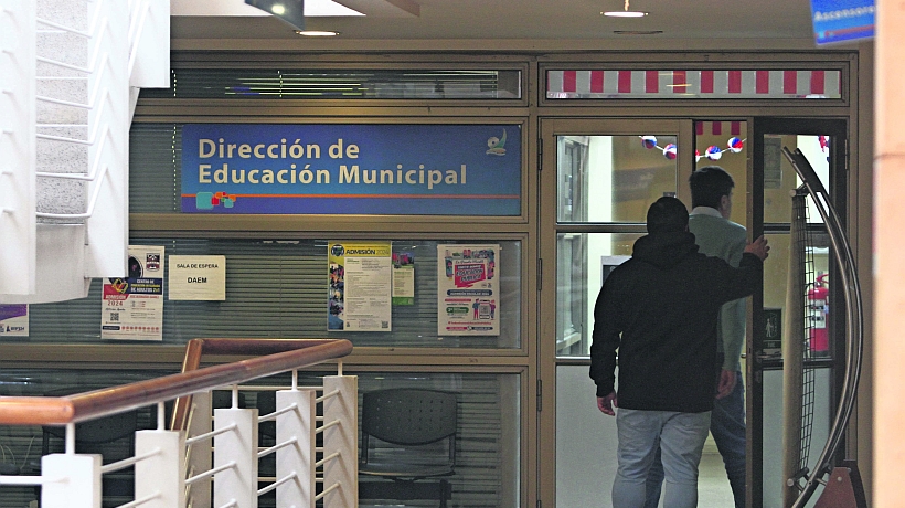 Daem Puerto Montt inició sumario tras denuncia de parentesco entre funcionarios Daem Puerto Montt inició sumario tras denuncia de parentesco entre funcionarios