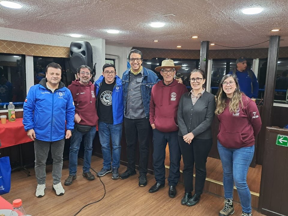 Guías Fluviales de Valdivia realizan ciclo de capacitación para enriquecer sus relatos Guías Fluviales de Valdivia realizan ciclo de capacitación para enriquecer sus relatos