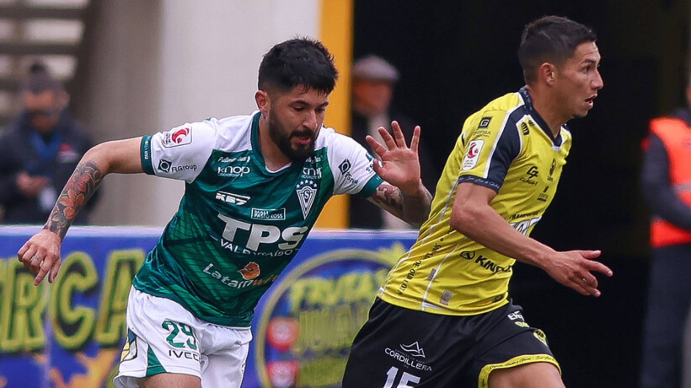 San Luis derribó a Wanderers en un atractivo partido disputado en el estadio Lucio Fariña San Luis derribó a Wanderers en un atractivo partido disputado en el estadio Lucio Fariña
