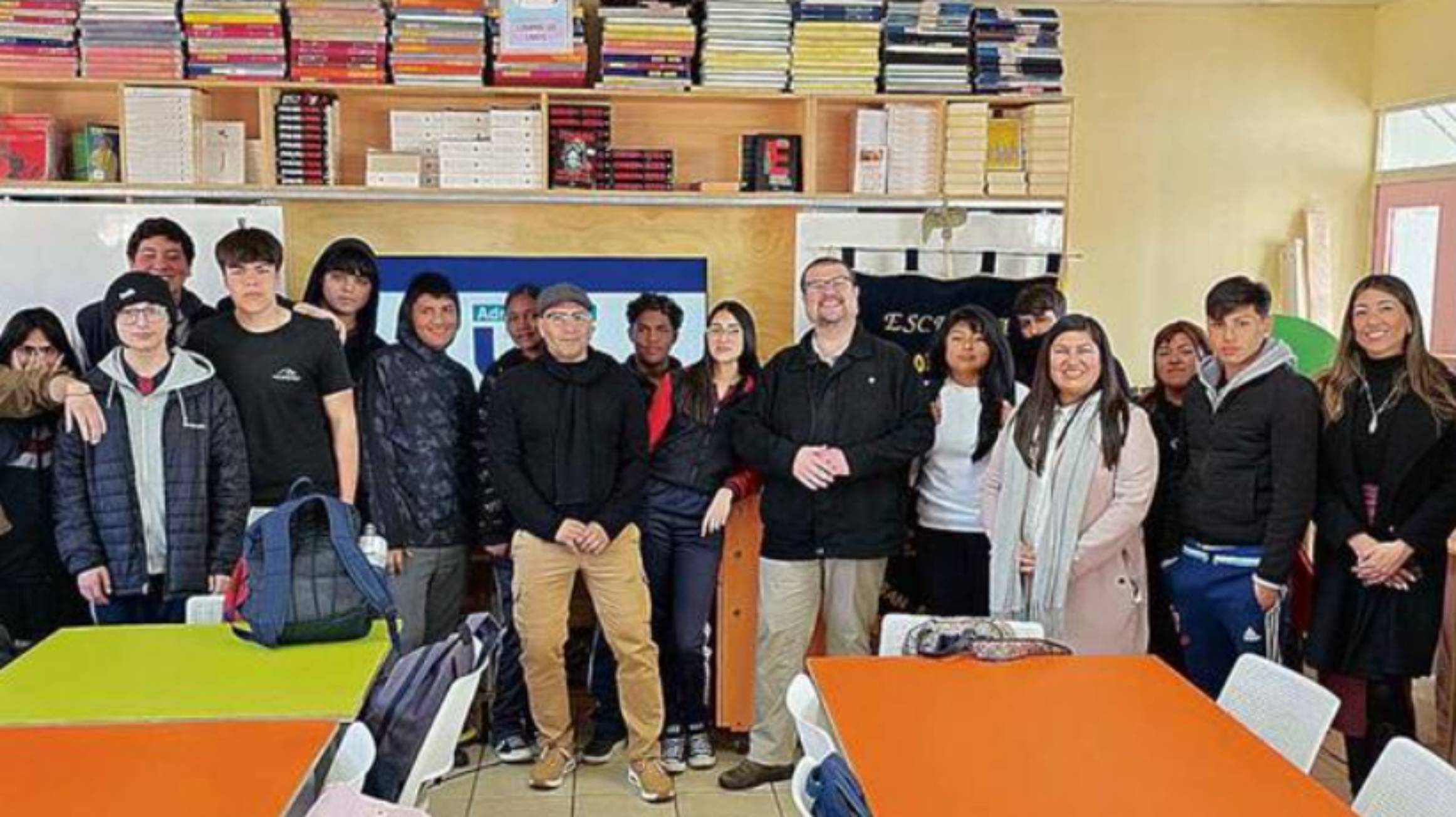 Estudiantes de San Antonio podrán ingresar a la Universidad de Valparaíso mediante convenio Estudiantes de San Antonio podrán ingresar a la Universidad de Valparaíso mediante convenio