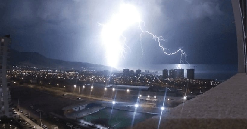 Senapred: Alerta temprana por posibles tormentas eléctricas y chubascos en Antofagasta Senapred: Alerta temprana por posibles tormentas eléctricas y chubascos en Antofagasta