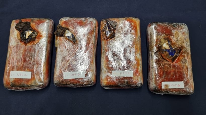 Preso quedó colombiano detenido en Chaitén con más de 5 kilos de cocaína Preso quedó colombiano detenido en Chaitén con más de 5 kilos de cocaína