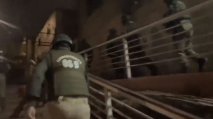 [VIDEO] Detienen a sujeto que disparó contra hombre en la vía pública en el centro de Iquique
