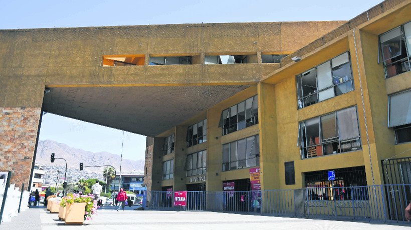 Contraloría advierte que $600 millones del Festival de Antofagasta 2023 aún no son devueltos a la municipalidad