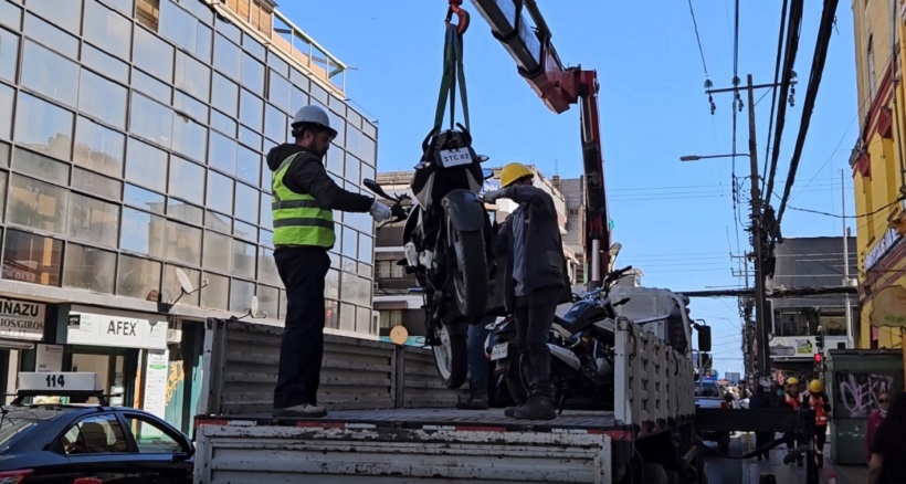 La mayoría estaba sin documentos: retiran 18 motos del sector centro de Antofagasta