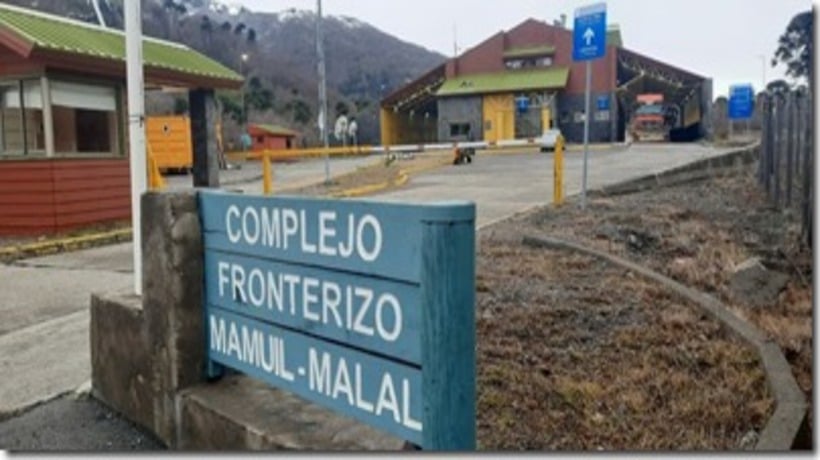 Habilitan nuevamente paso fronterizo Mamuil Malal tras caída de árboles en las vías Habilitan nuevamente paso fronterizo Mamuil Malal tras caída de árboles en las vías